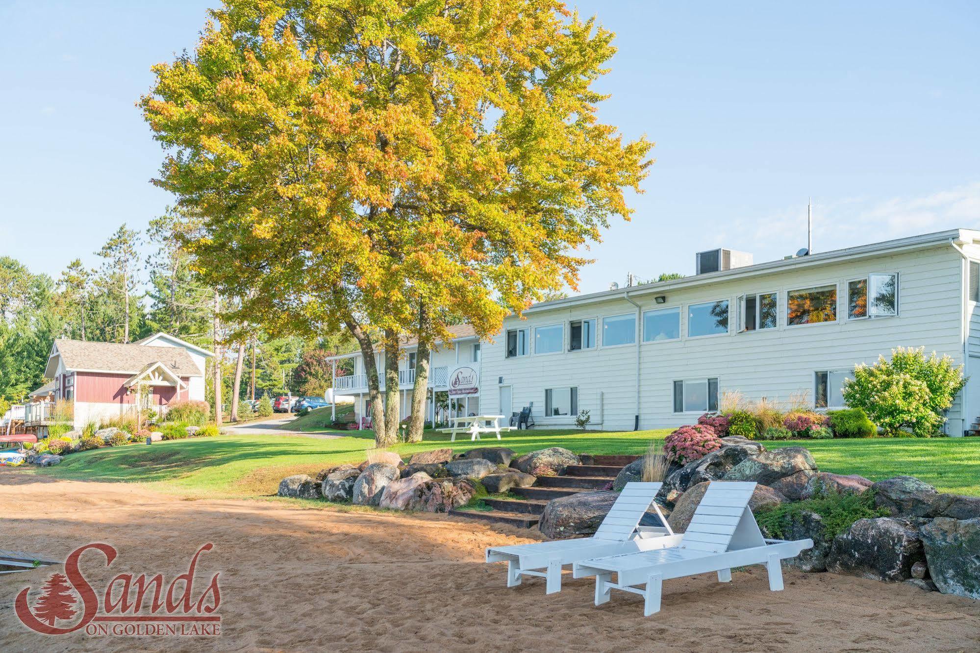 Hotel Sands On Golden Lake Zewnętrze zdjęcie