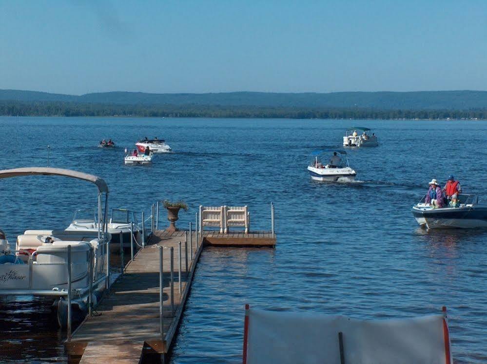 Hotel Sands On Golden Lake Zewnętrze zdjęcie